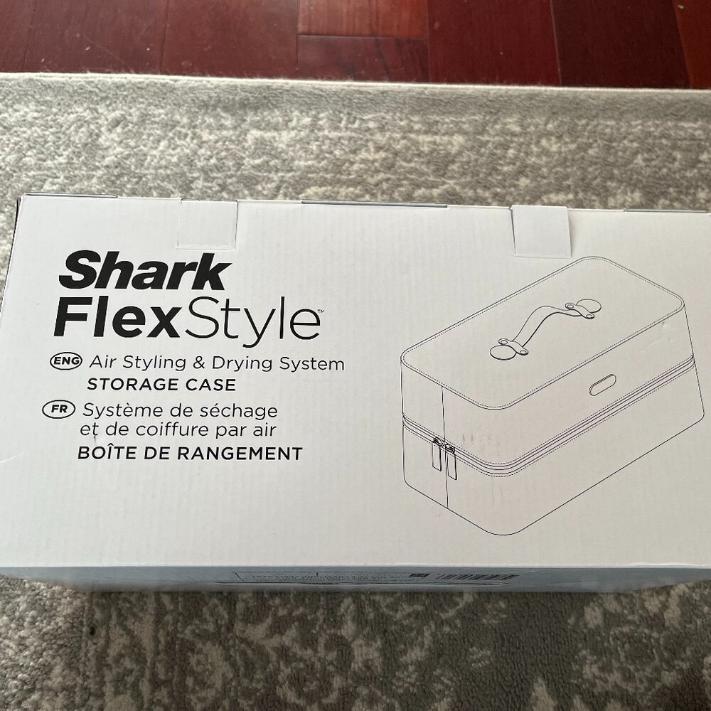 NWT Shark Flex Style Storage Case, Black